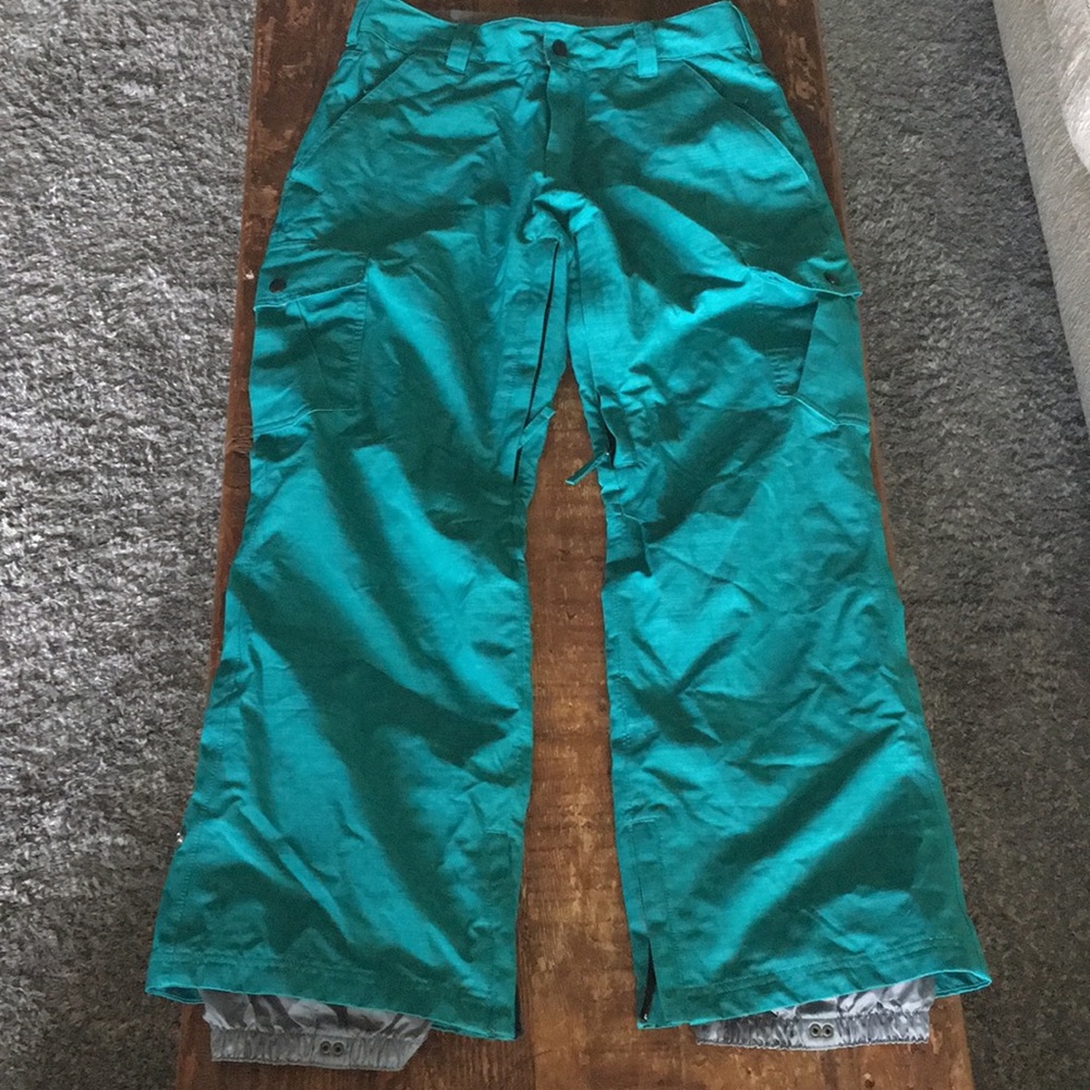 Empyre women's snowboarding pants